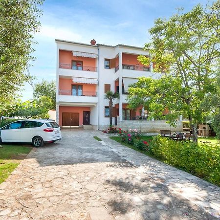 Apartments Adria روفينج المظهر الخارجي الصورة