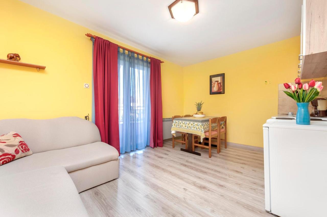 Apartments Adria روفينج المظهر الخارجي الصورة