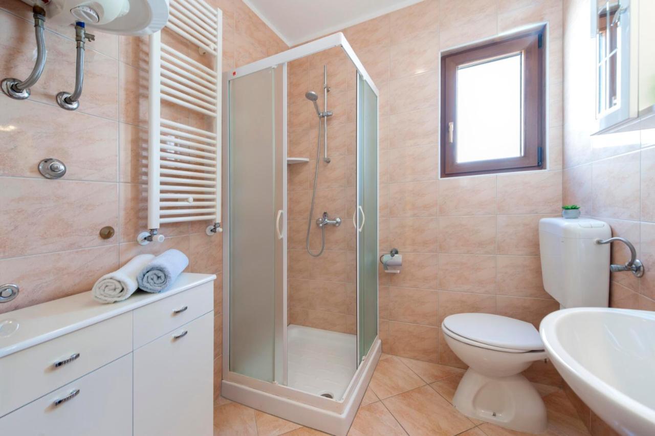 Apartments Adria روفينج المظهر الخارجي الصورة