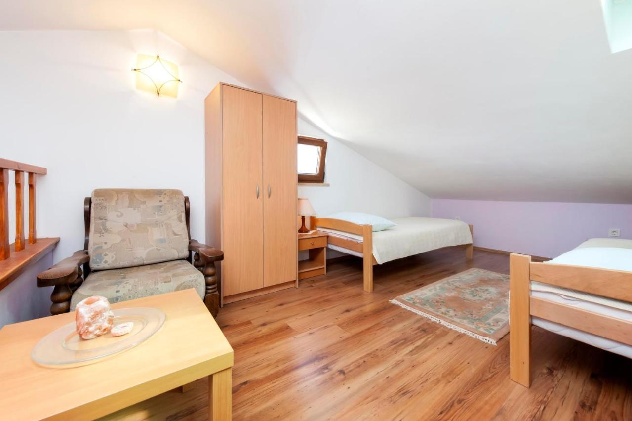 Apartments Adria روفينج المظهر الخارجي الصورة
