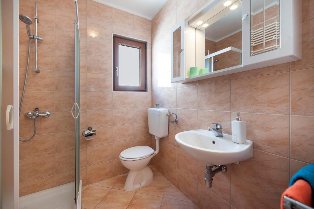 Apartments Adria روفينج المظهر الخارجي الصورة